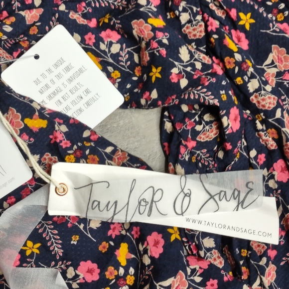 Taylor and Sage Off the shoulder Floral Blouse - Picture 7 of 12